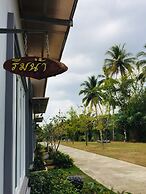 Lamphurai Riverside Resort and Spa