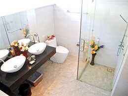 Skylight 2 bedrooms New Villa in Kamala