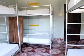 Aham Backpackers Hostel - Adults Only