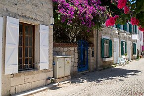 Flores Hotel Alacati