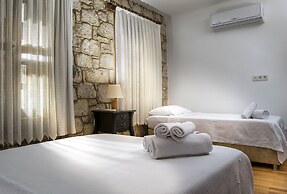 Flores Hotel Alacati