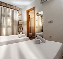 Flores Hotel Alacati