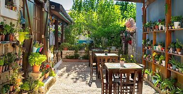 Flores Hotel Alacati