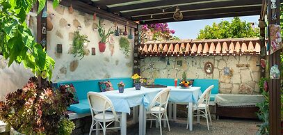 Flores Hotel Alacati