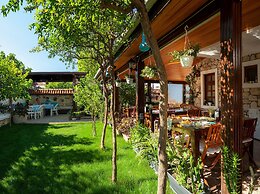 Flores Hotel Alacati