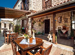 Flores Hotel Alacati