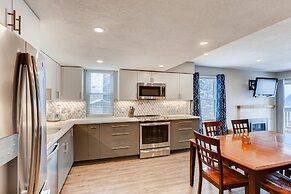 Mountainside  272h 2 Bedroom Condo by RedAwning