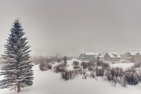 Mountainside  272h 2 Bedroom Condo by RedAwning