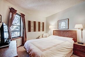 Mountainside  162h 2 Bedroom Condo by RedAwning