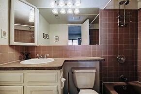 Mountainside  162h 2 Bedroom Condo by RedAwning