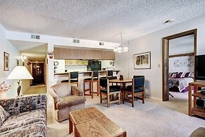 Mountainside  162h 2 Bedroom Condo by RedAwning