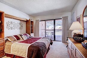 Mountainside  162h 2 Bedroom Condo by RedAwning