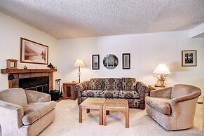 Mountainside  162h 2 Bedroom Condo by RedAwning