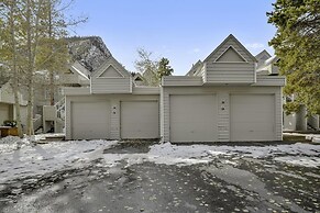 River Glen  106c 2 Bedroom Condo by RedAwning