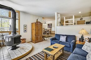 River Glen  106c 2 Bedroom Condo by RedAwning