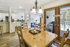 River Glen  106c 2 Bedroom Condo by RedAwning