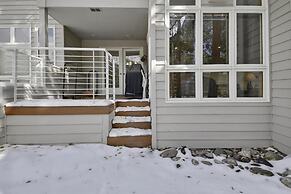 River Glen  106c 2 Bedroom Condo by RedAwning