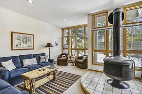 River Glen  106c 2 Bedroom Condo by RedAwning