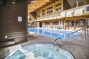 Mountainside  155a 2 Bedroom Condo by RedAwning