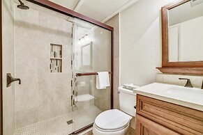 Mountainside  155a 2 Bedroom Condo by RedAwning