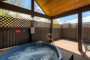 Tarn Landing  C-5 1 Bedroom Condo by RedAwning