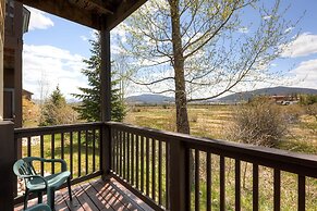 Tarn Landing  C-5 1 Bedroom Condo by RedAwning