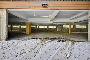 Mountainside  325a 3 Bedroom Condo by RedAwning