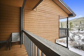 Mountainside  325a 3 Bedroom Condo by RedAwning