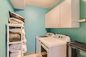 Gold Dust  660a 3 Bedroom Townhouse by RedAwning