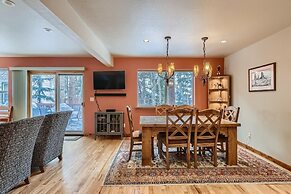 Gold Dust  660a 3 Bedroom Townhouse by RedAwning