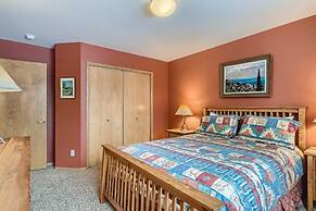 Gold Dust  660a 3 Bedroom Townhouse by RedAwning