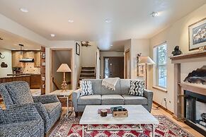 Gold Dust  660a 3 Bedroom Townhouse by RedAwning