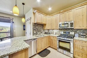 S Off Main  #4 2 Bedroom Condo by RedAwning