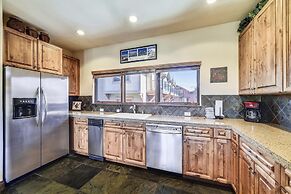 Marina Park  14c 3 Bedroom Townhouse by RedAwning