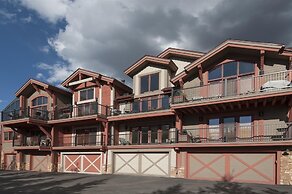 Marina Park  14c 3 Bedroom Townhouse by RedAwning