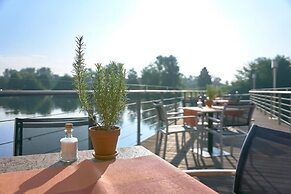 LAGO hotel & restaurant am see