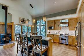 Frisco Cedar  225 4 Bedroom Home by RedAwning