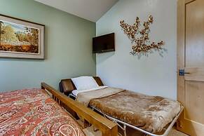 Frisco Cedar  225 4 Bedroom Home by RedAwning
