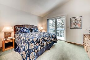 Mountainside House 673 4 Bedroom Home by RedAwning