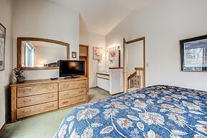 Mountainside House 673 4 Bedroom Home by RedAwning