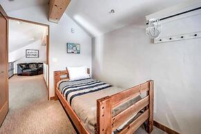 Frisco River Townhomes #d 3 Bedroom Townhouse by RedAwning