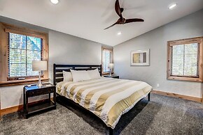 Frisco Street House 100 4 Bedroom Home by RedAwning