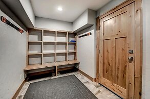 Frisco Street House 100 4 Bedroom Home by RedAwning