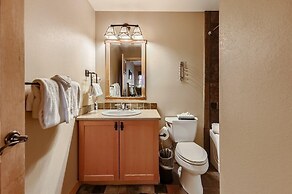 Passage Point  311 1 Bedroom Condo by RedAwning