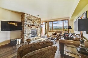 Timberline Cove  203 2 Bedroom Condo by RedAwning