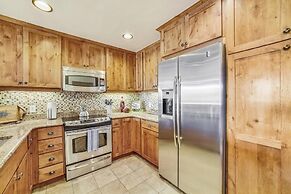 Timberline Cove  203 2 Bedroom Condo by RedAwning