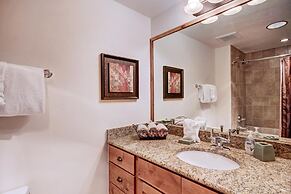 Timberline Cove  203 2 Bedroom Condo by RedAwning