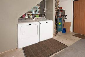 Lagoon  762b 3 Bedroom Townhouse by RedAwning