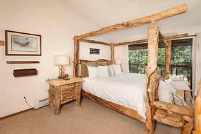 Lagoon  762b 3 Bedroom Townhouse by RedAwning