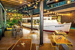 Canopy by Hilton Washington DC Bethesda North